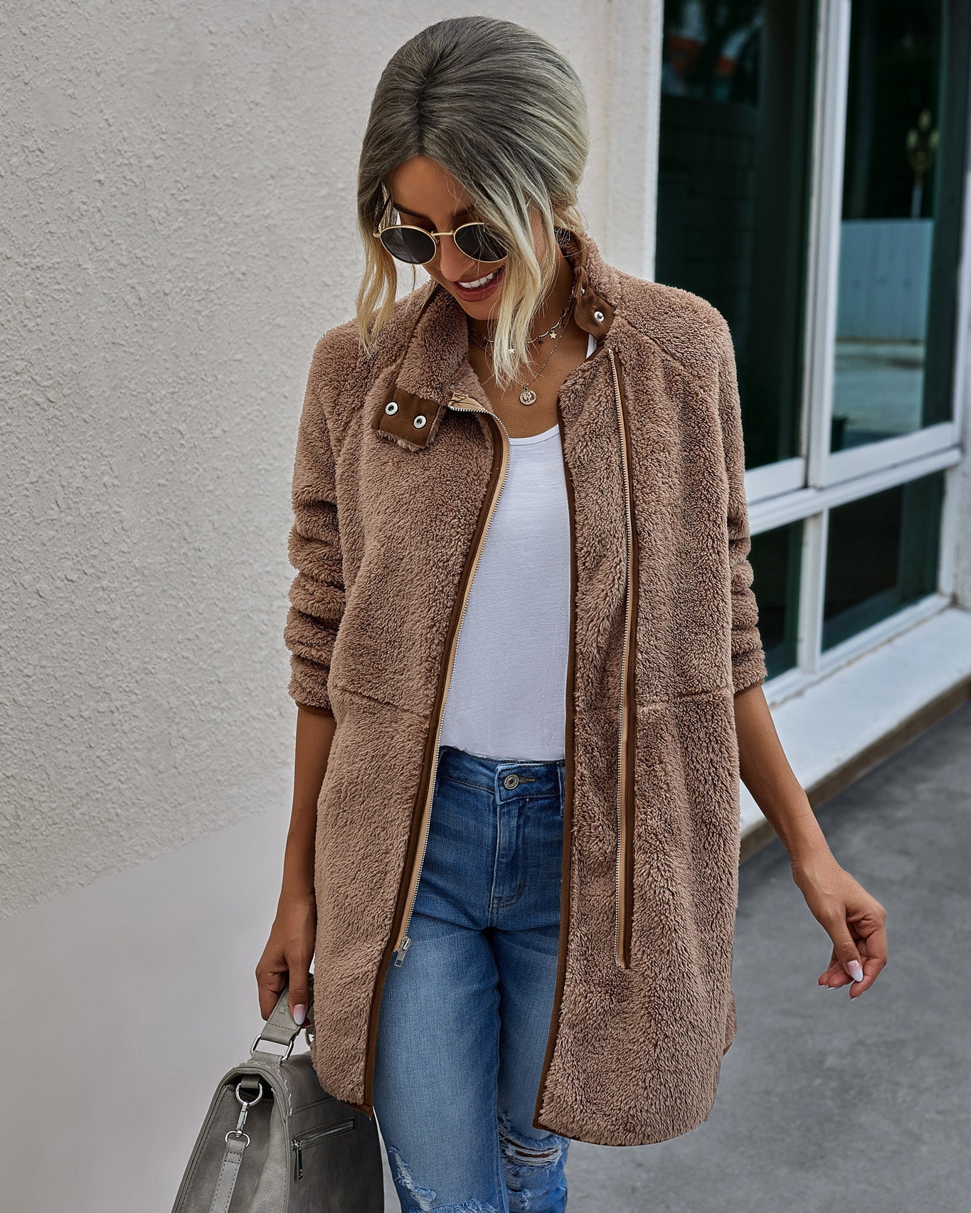 Warmer Pelzmantel mit Taschen