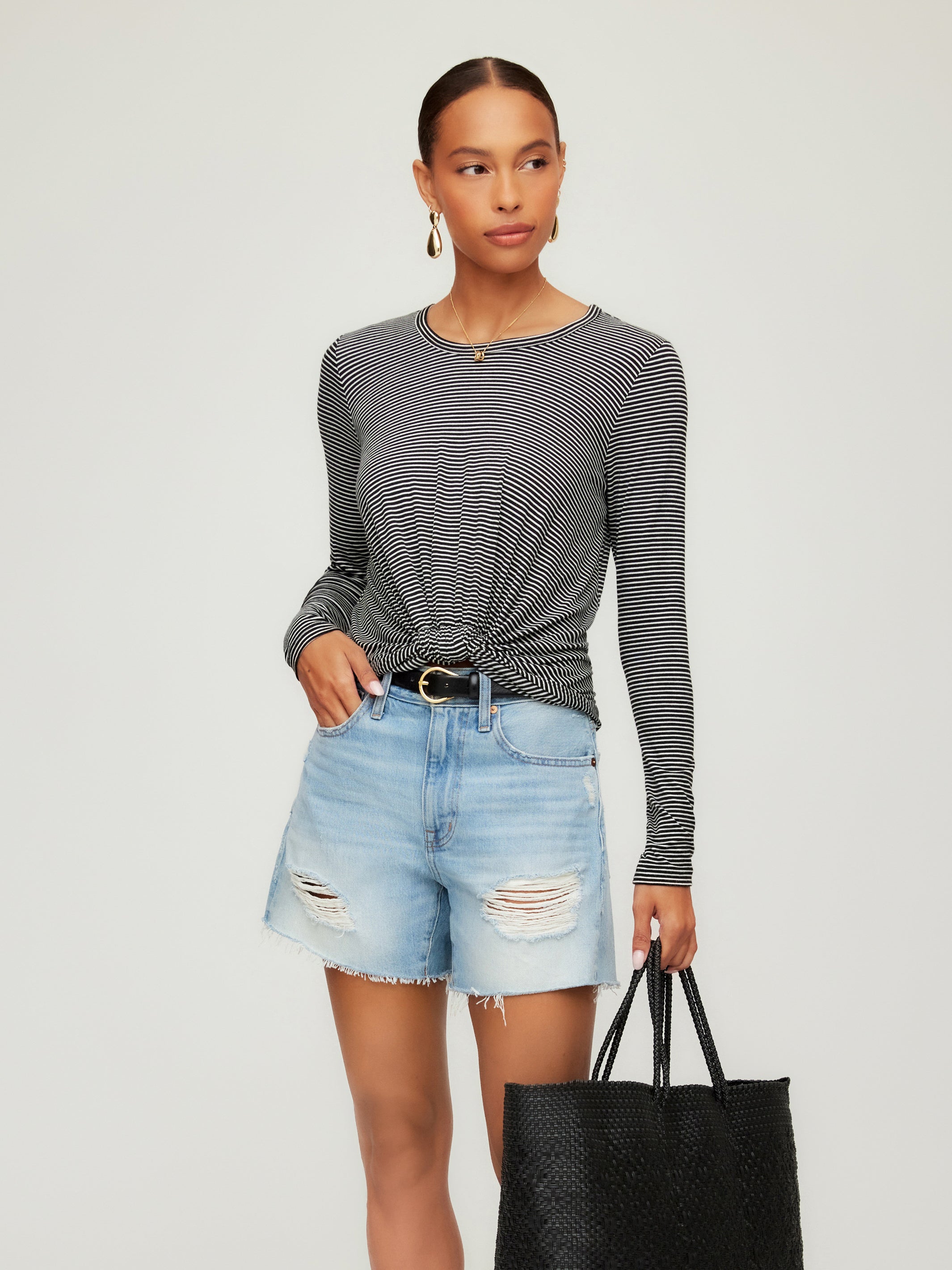 Cecy Damen Oberteil – Elegantes Top mit Knotendetail & Raffung