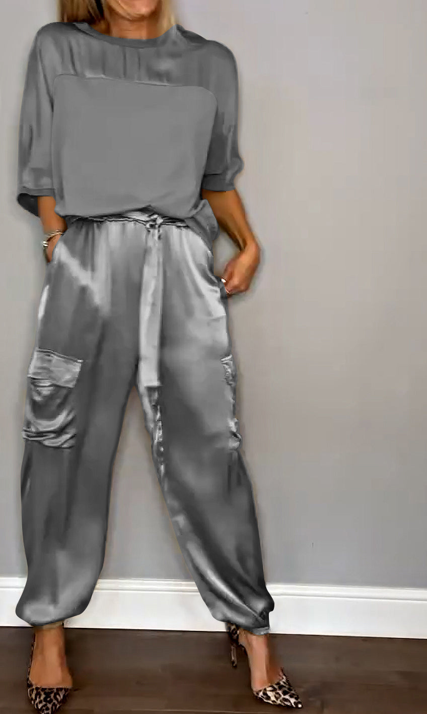 Jette Satin Halbarm-Anzug