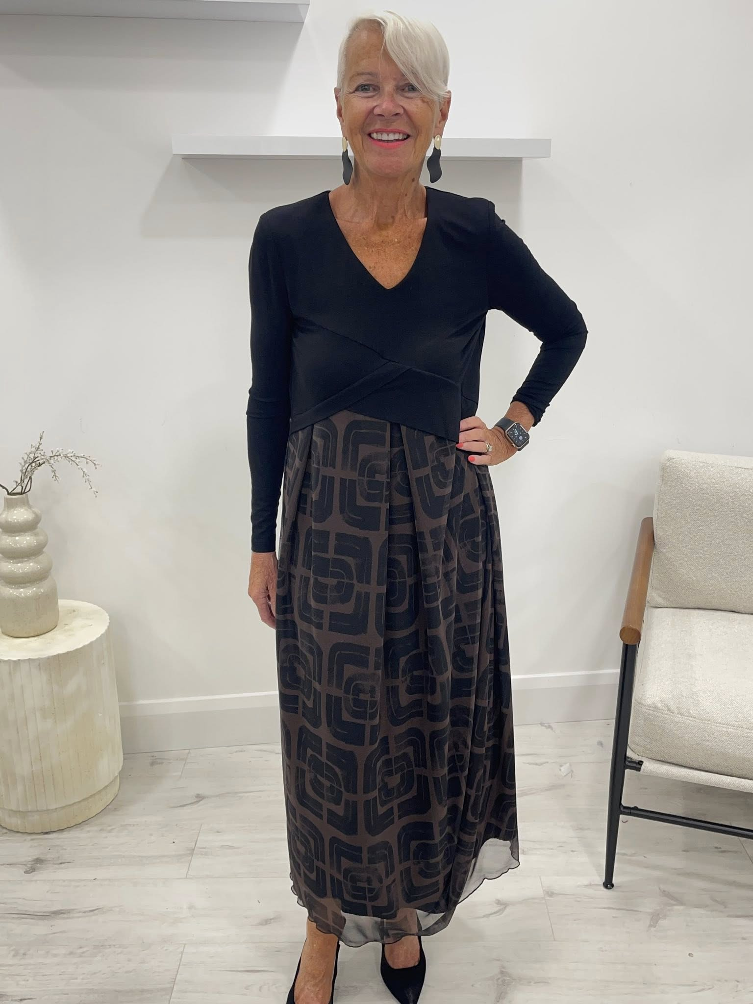 Maeve | Midi-Kleid aus schwarzem Jersey und Strick