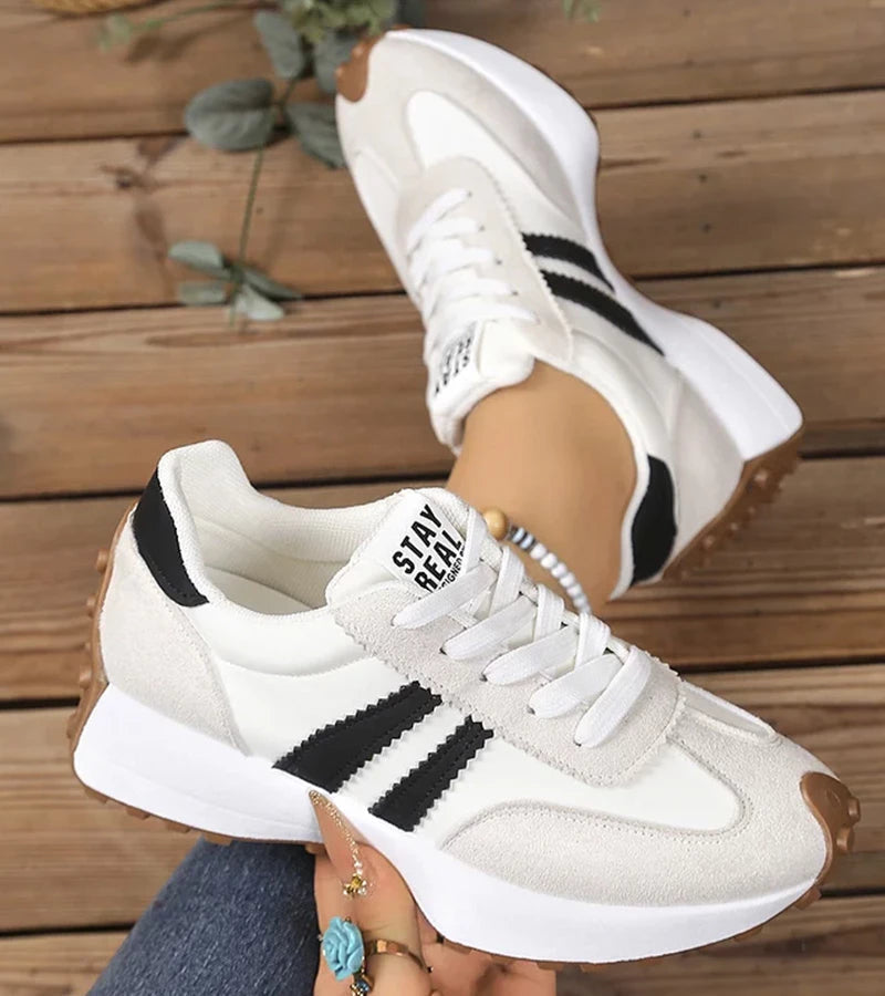 Halima – Retro-Sneaker mit Schnürsenkeln
