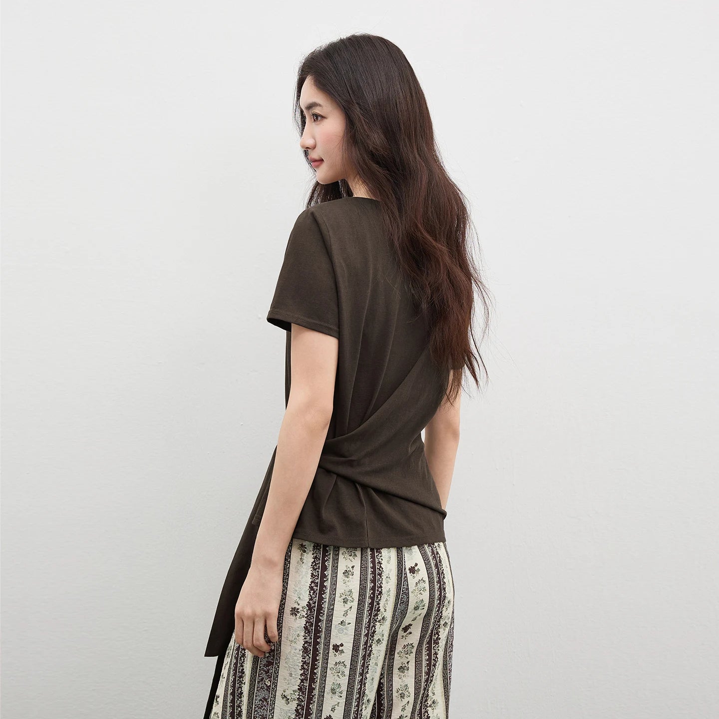 Valentina | Kurzarmshirt mit Rundhals und Wickeldetail