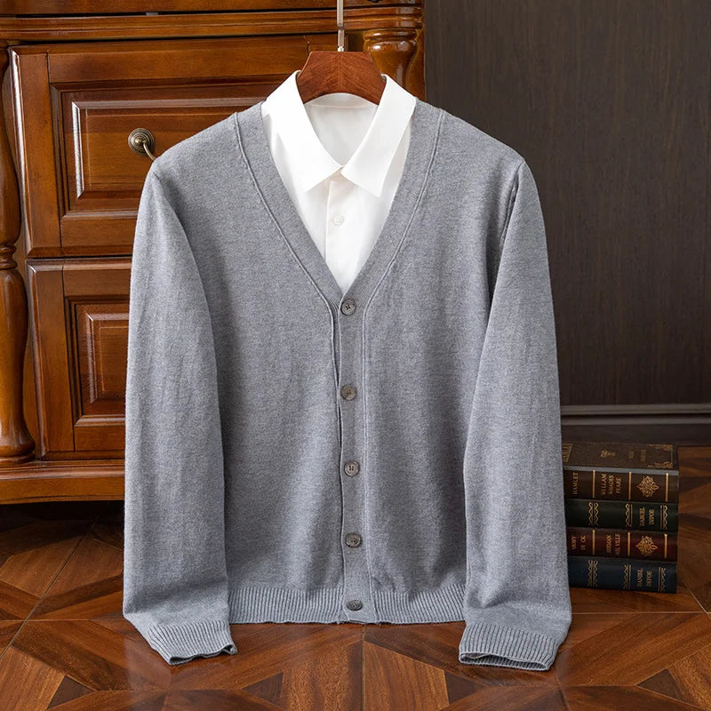 Lorenzo | Strickcardigan mit V-Ausschnitt und Knopfleiste