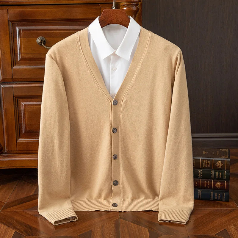 Lorenzo | Strickcardigan mit V-Ausschnitt und Knopfleiste