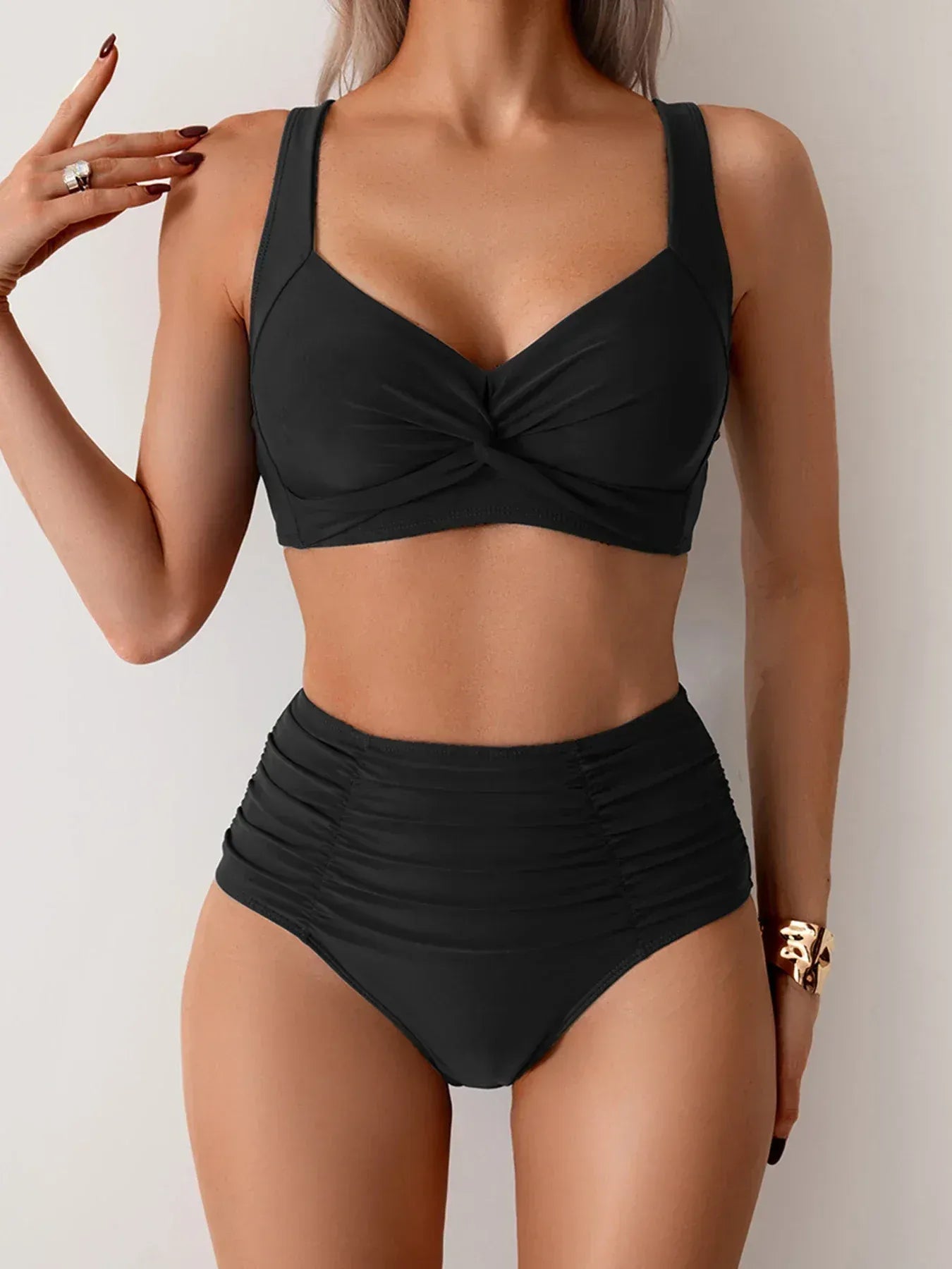 Mari | Hochgeschnittener Shaping Bikini Sofia