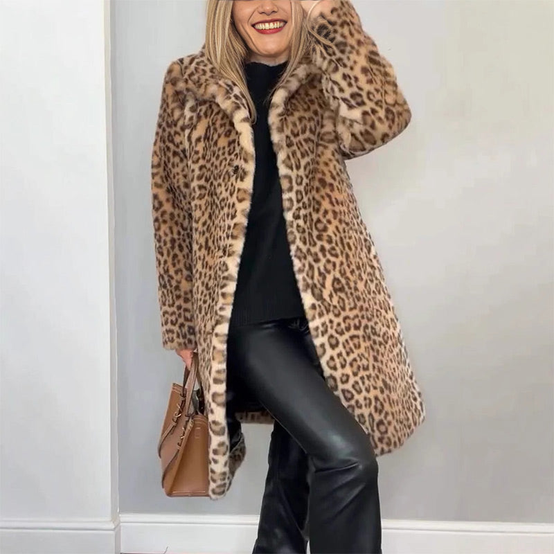 Leona | Mittellange Jacke mit Leopardenmuster