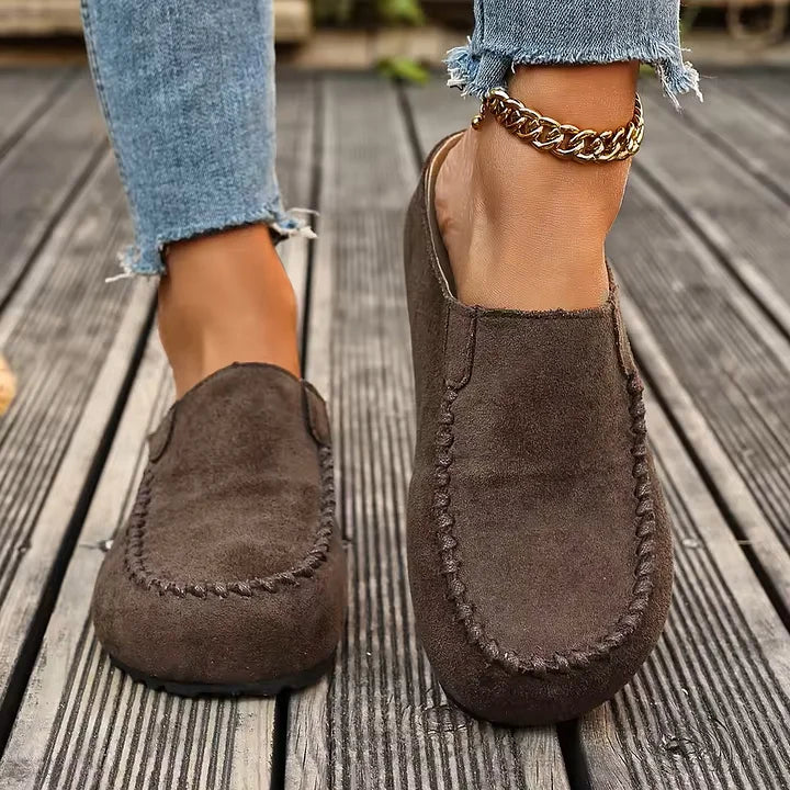 Lidja Damen Leder-Mules – Elegante Slipper im Vintage-Stil