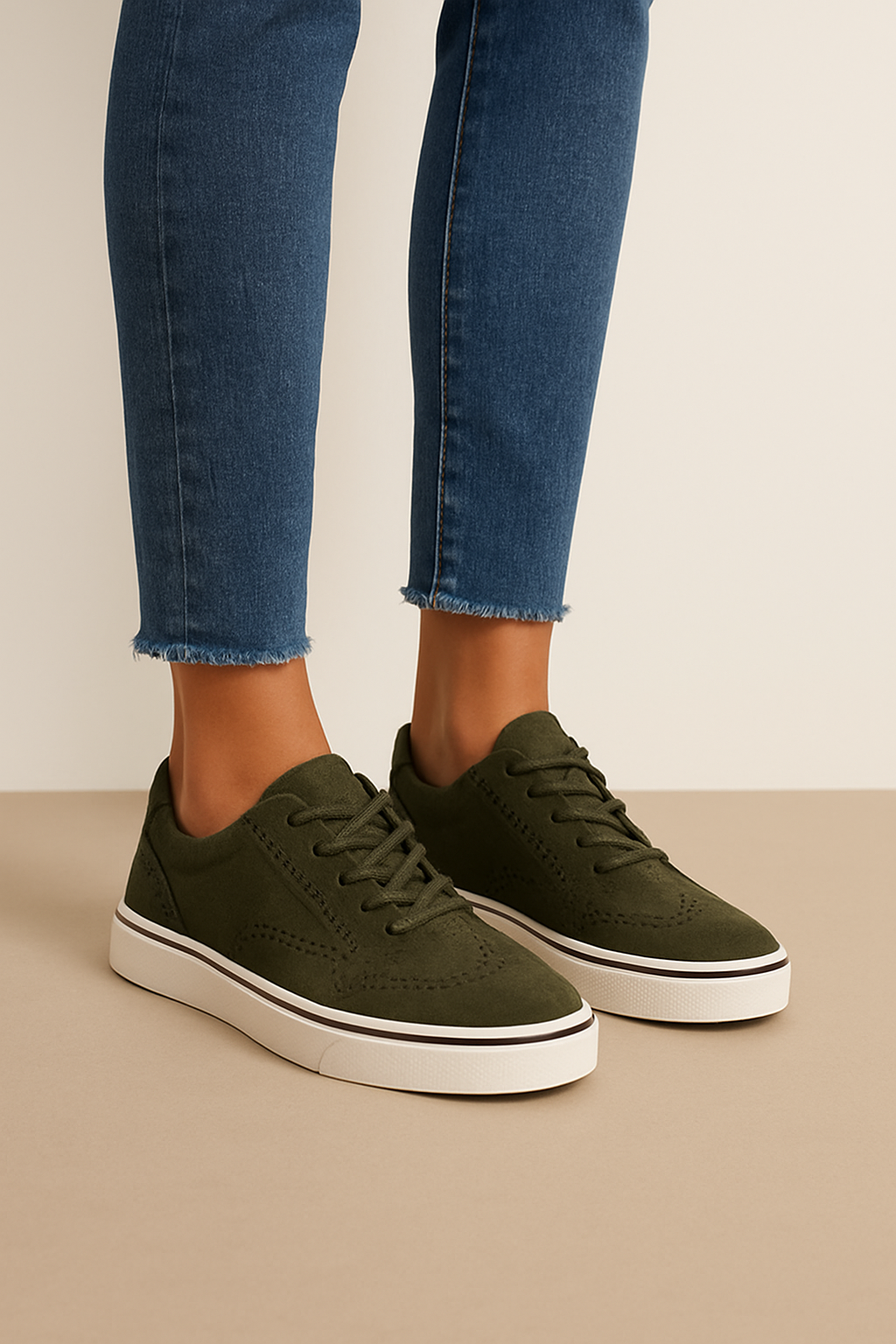 AROSA| Damen Sneaker zum Schnüren mit flacher Sohle für Sommer & Freizeit