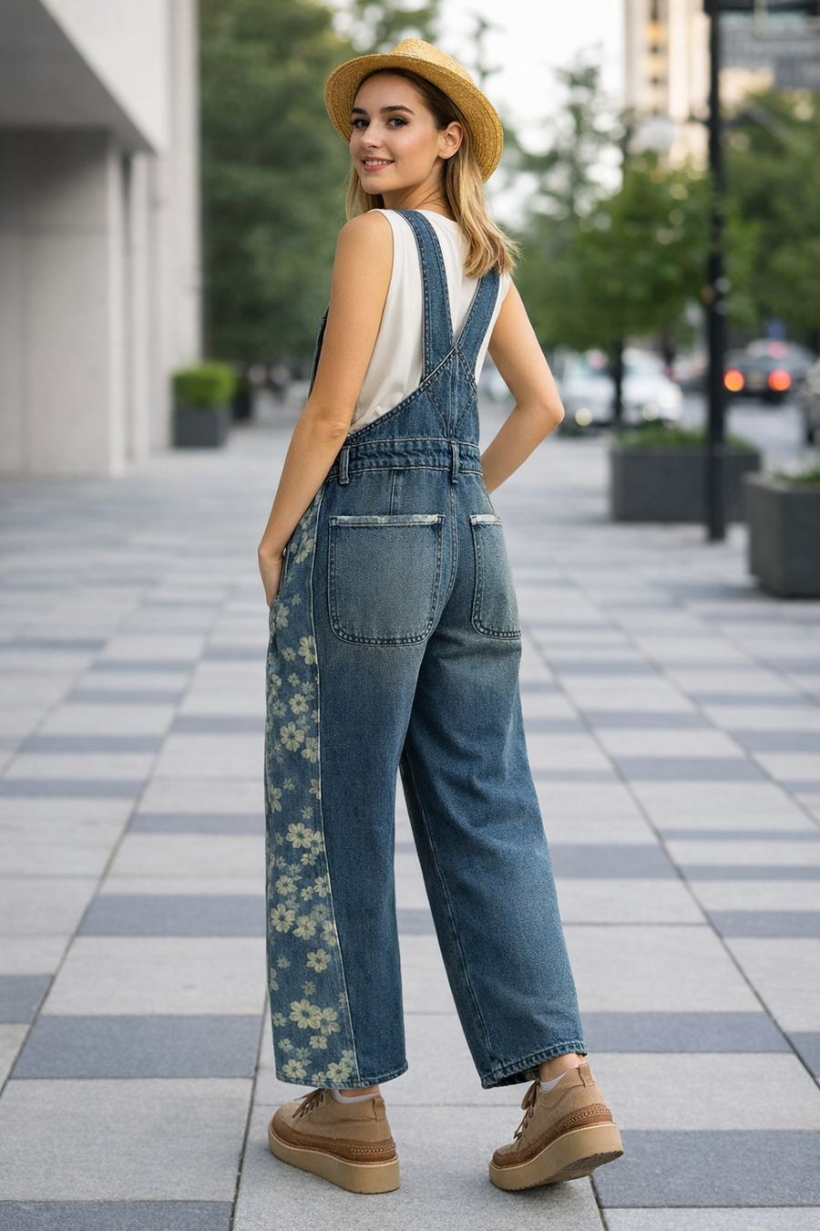 Yalita – Jeanslatzhose mit Blumenmuster