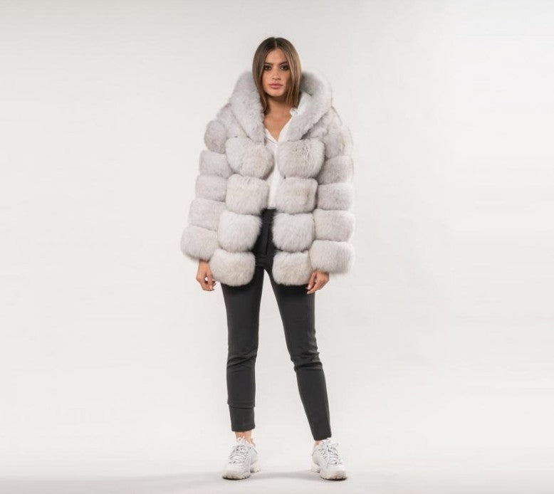Glamouröser Pelzmantel