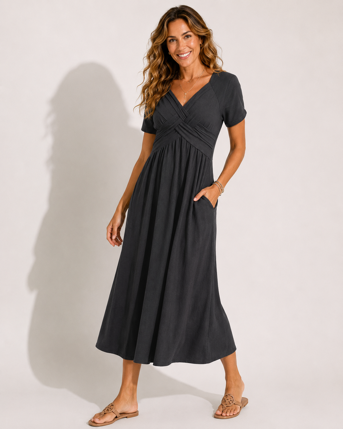 Selina | Zeitloses Kleid mit elegantem Schnitt