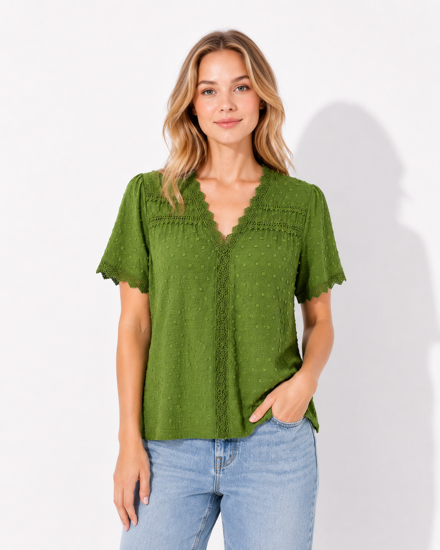 Damen Plus Size Shirt – Komfortables Oberteil mit schmeichelhafter Passform
