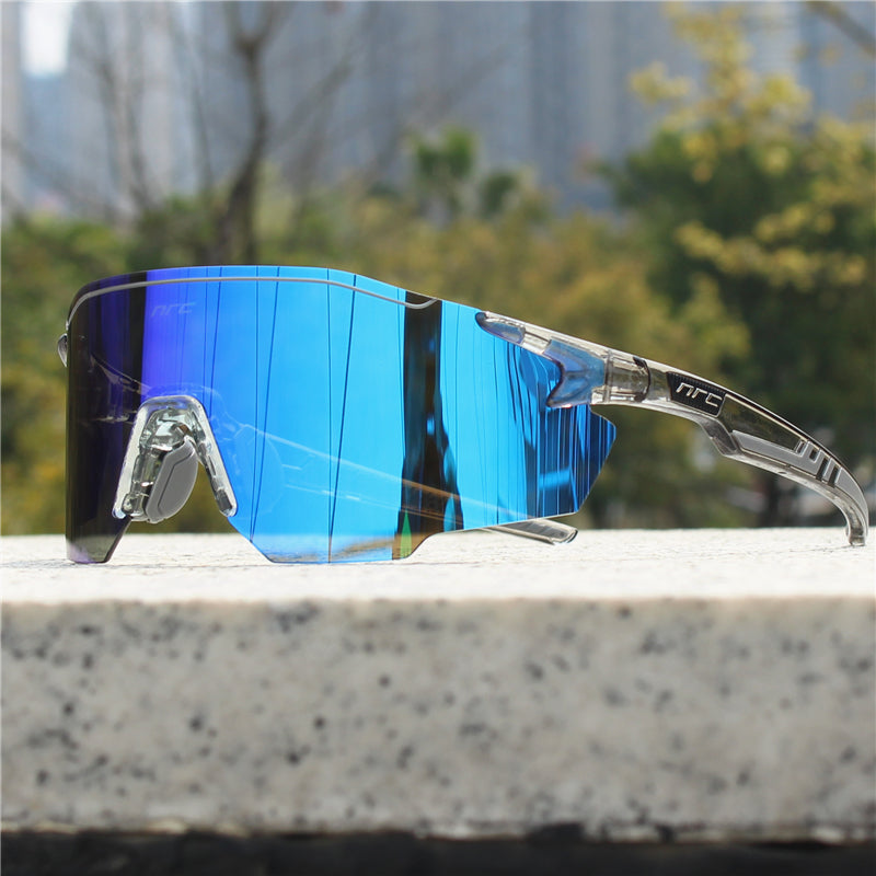 FlashLens Sonnenbrille Mit Einem Schild Und Spiegelglas