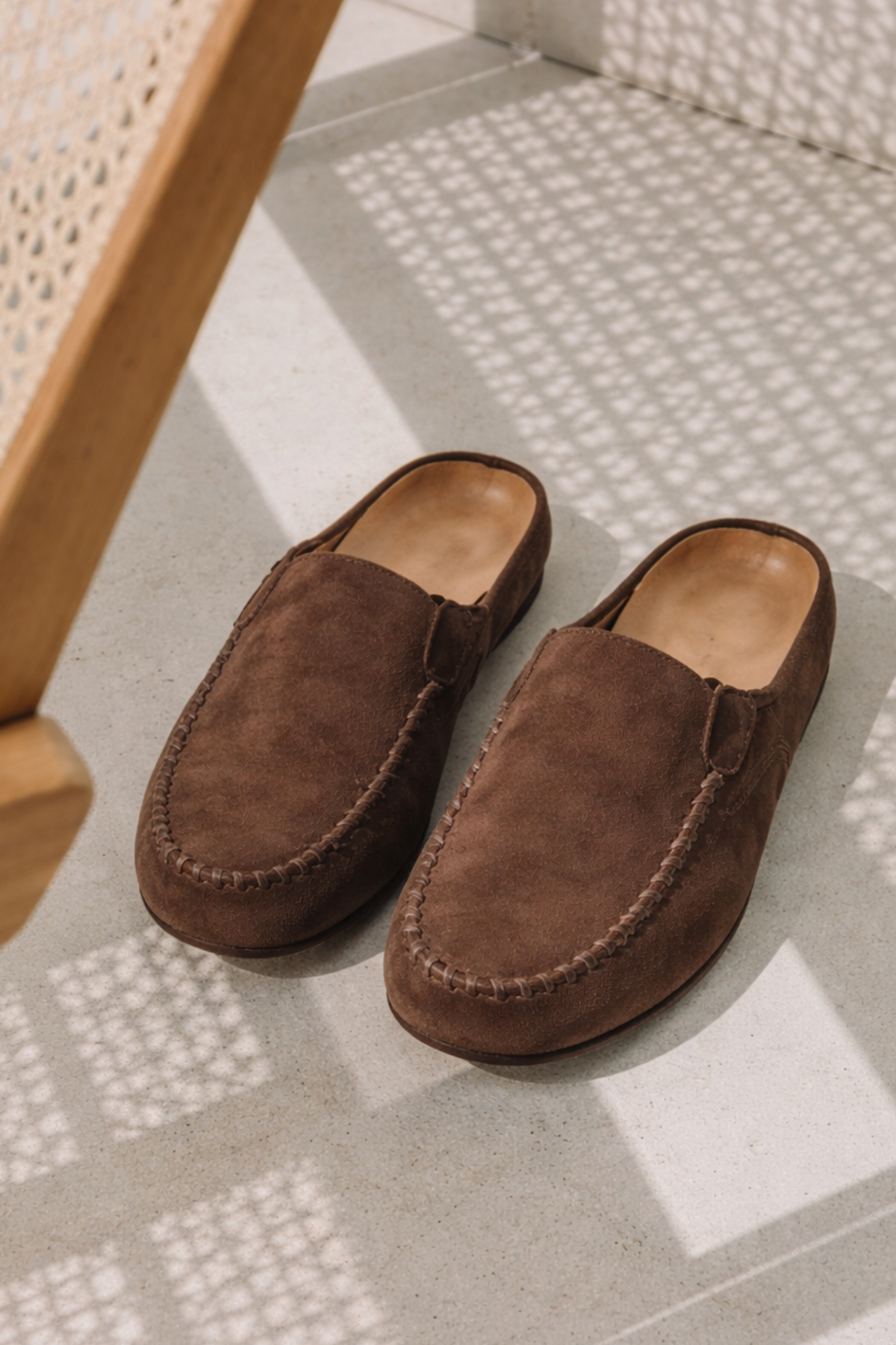 Lidja Damen Leder-Mules – Elegante Slipper im Vintage-Stil