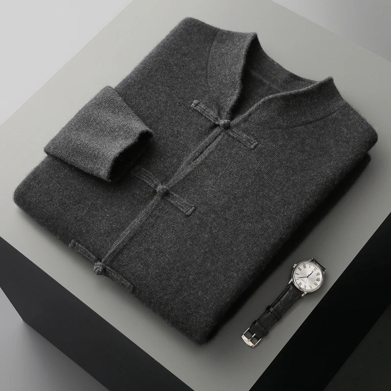 Nico | Strickjacke mit Rundhals und Knebelverschluss