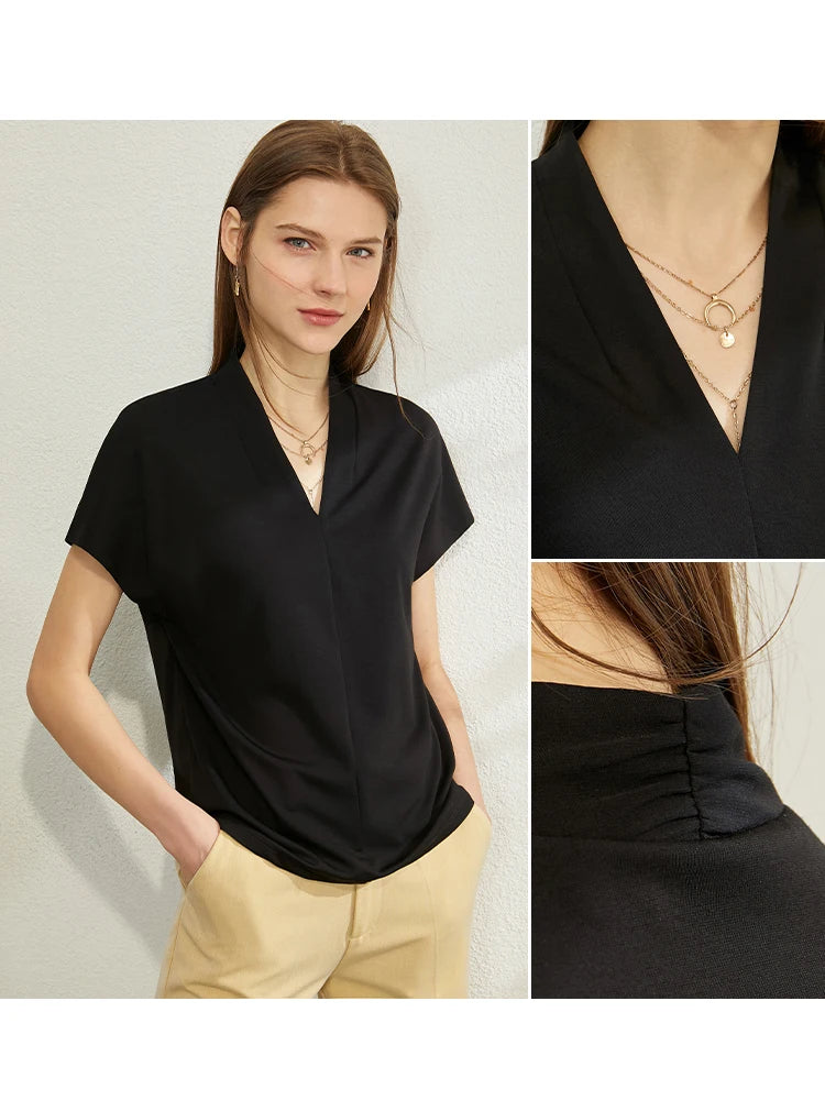 Celeste | Einfarbiges T-Shirt mit V-Ausschnitt