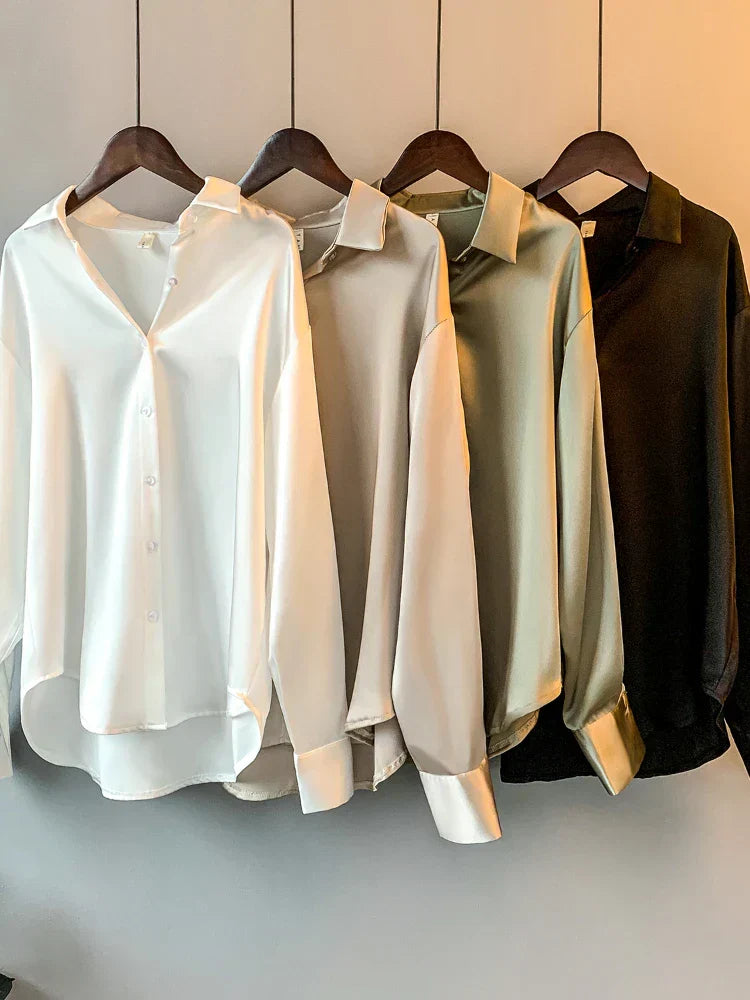 Moderne Bluse für Damen