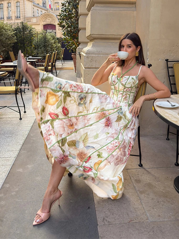 Serena | Kleid mit Blumenmuster und weiter Rock