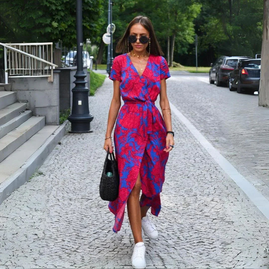 Eva- Stilvolles V-Ausschnitt-Kleid