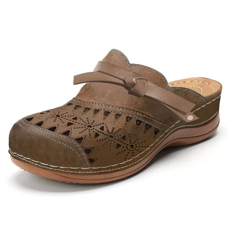 Lia Bequeme Slipper